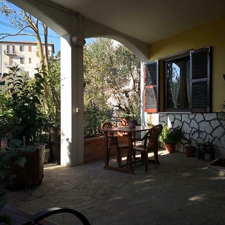 Casa Vacanze Sonia Lägenhet Amelia Exteriör bild