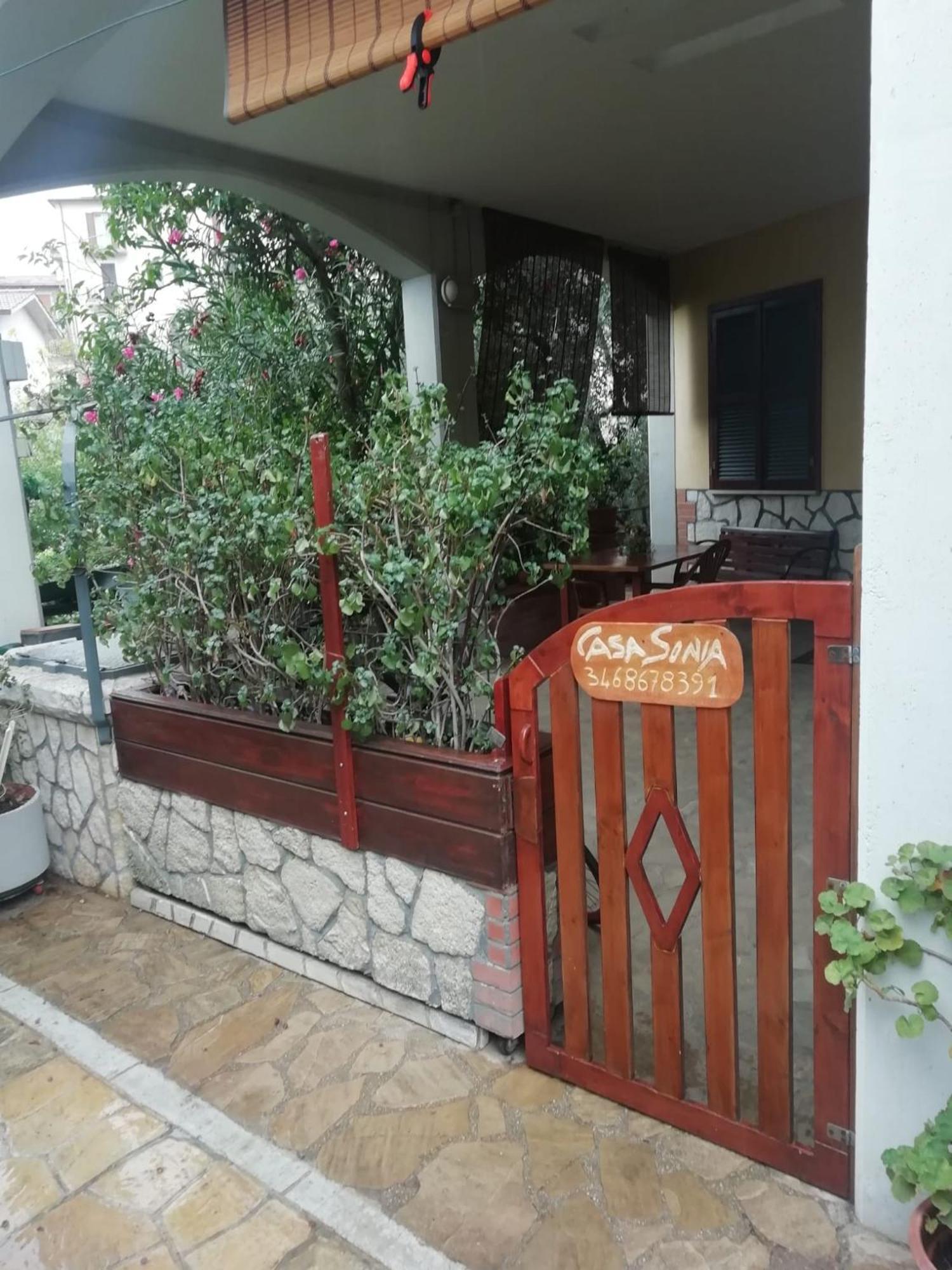 Casa Vacanze Sonia Lägenhet Amelia Exteriör bild