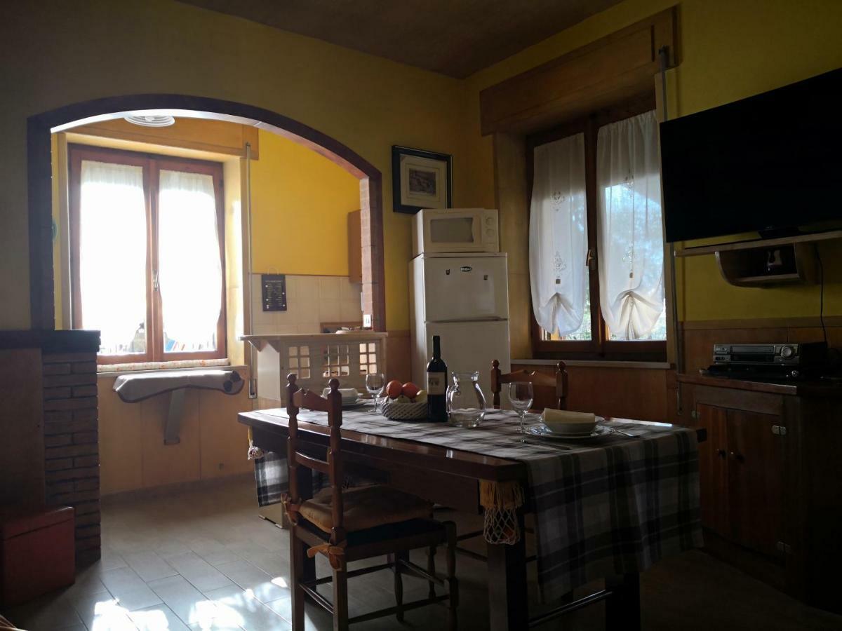 Casa Vacanze Sonia Lägenhet Amelia Exteriör bild